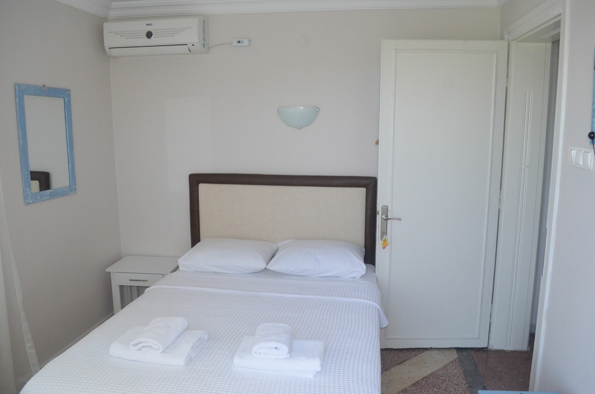 Tunc Hotel Айвалик Екстер'єр фото